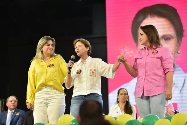 Da esquerda para a direita: vice-prefeita eleita dra. Camilla (Avante), senadora Tereza Cristina (PP) e prefeita reeleita Adriane Lopes (PP). Foto: Instagram