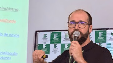 Presidente da comissão de implantação do curso, professor Marcos Vinicius Hendges. Foto: Divulgação 