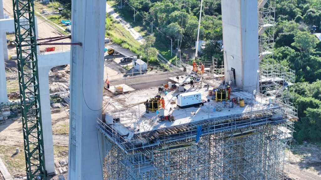 Atualmente, os esforços se concentram na operação do trem de avanço. Foto: Toninho Ruiz