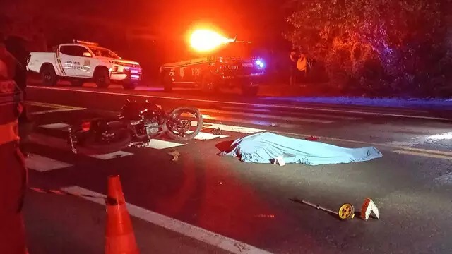 Acidente foi registrado no km-728 da BR-163, em Coxim. Foto: Sidney Assis