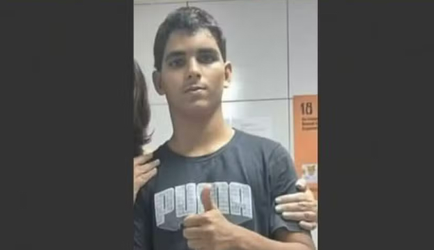 Gerson de Melo Machado, de 19 anos, morreu após entrar na jaula de uma leoa na Paraíba.  Foto: Reprodução
