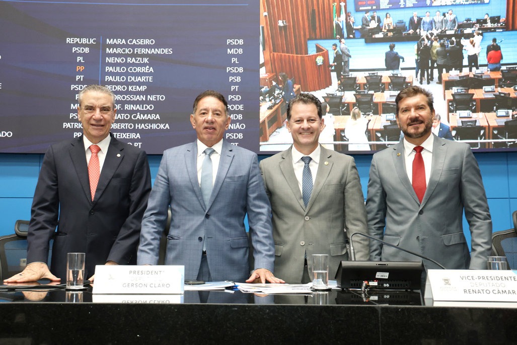 Membros da Mesa Diretora da Assembleia Legislativa de MS para o biênio 2025-2026. Foto: Divulgação 
