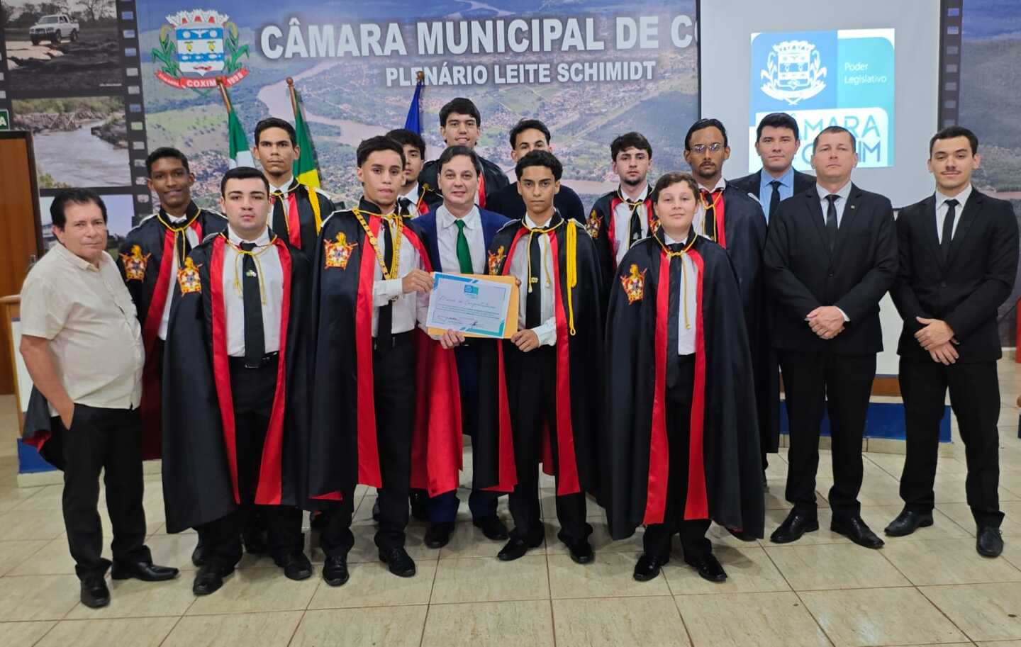 Valdeir Simão, DeMolays, Victor Hugo, Johnny Guerra, George Ferreira,  Aurilei Silvério e Henrique Figueiredo. Foto: Hugo Crippa 