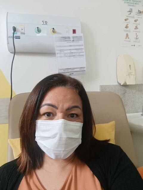 Zuleide durante a primeira sessão de quimioterapia em novembro do ano passado. Foto: Arquivo pessoal