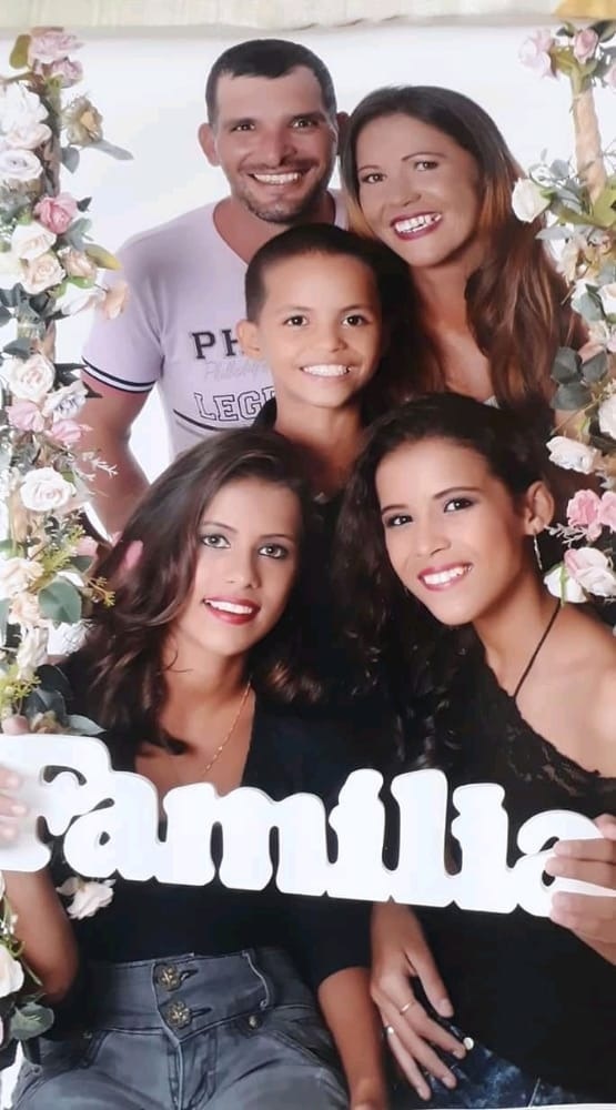 Diogo Coelho e família. Foto: Divulgação.